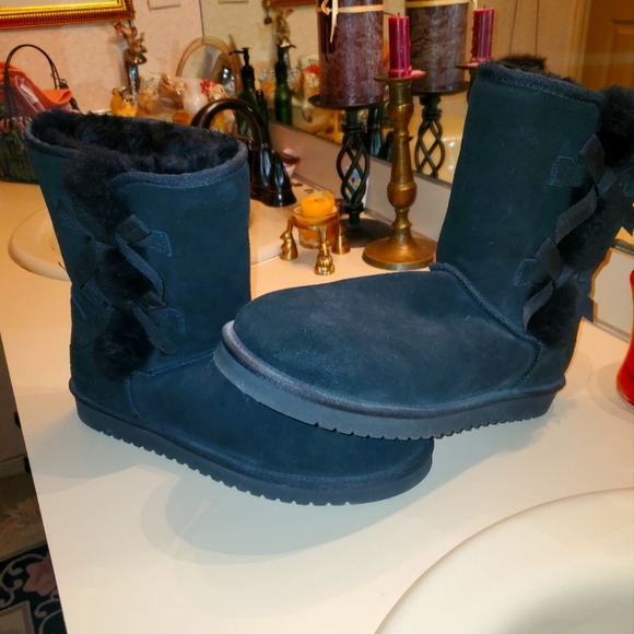 Ugg Koolaburra black fur boots - Picture 1 of 5